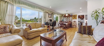 Quite House near Vancouver Airport