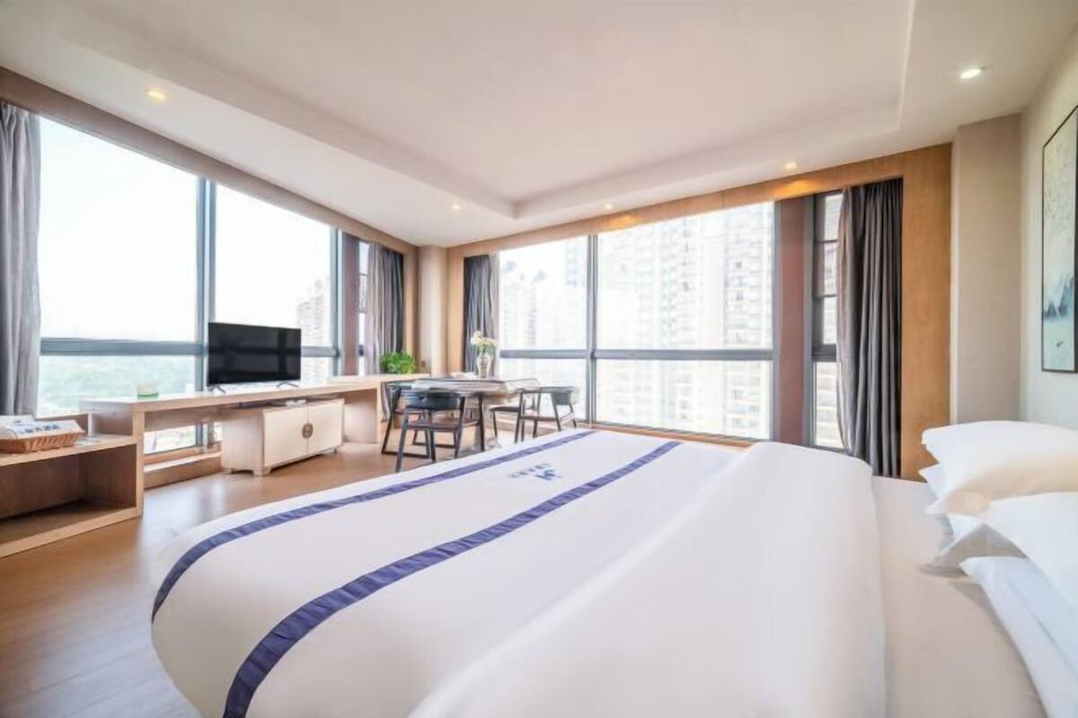 Blackout curtains, soundproofing, free WiFi, bed sheets