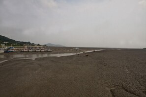 Land view from property - Varo Pension (Incheon)