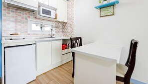 Room (Spa) | In-room dining