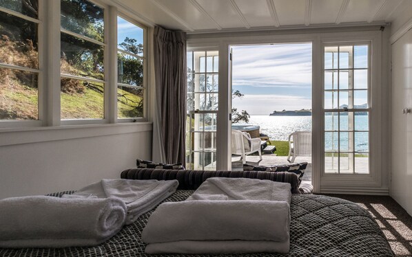 House, 3 Bedrooms, Ocean View | Living area | Flat-screen TV