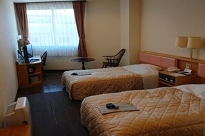In-room safe, desk, free WiFi, bed sheets