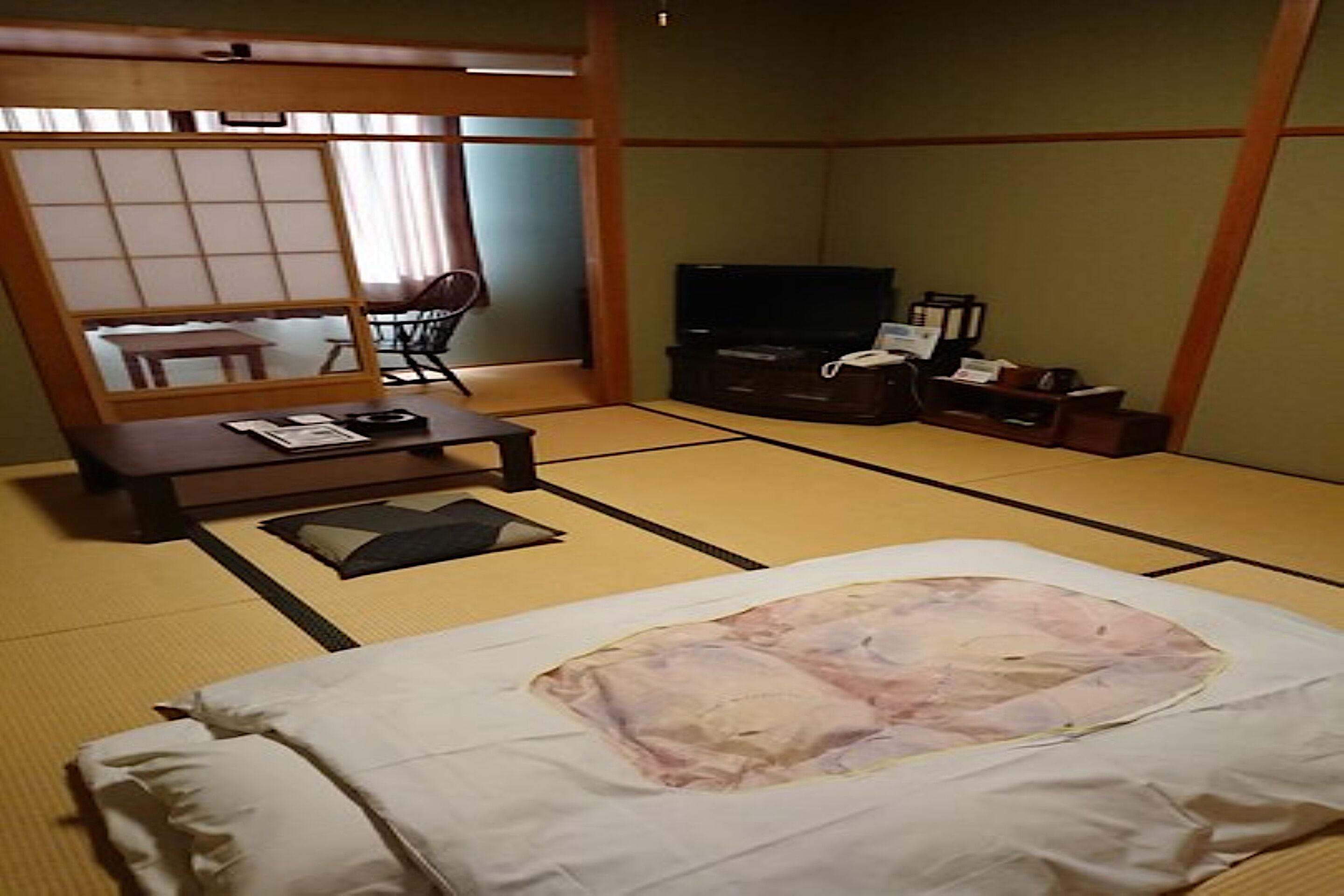 japanese room- quintuple, smoking | in-room safe, desk, free wifi, bed sheets