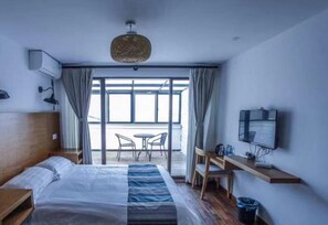 Premium Double Room, Lake View | Blackout curtains, free WiFi