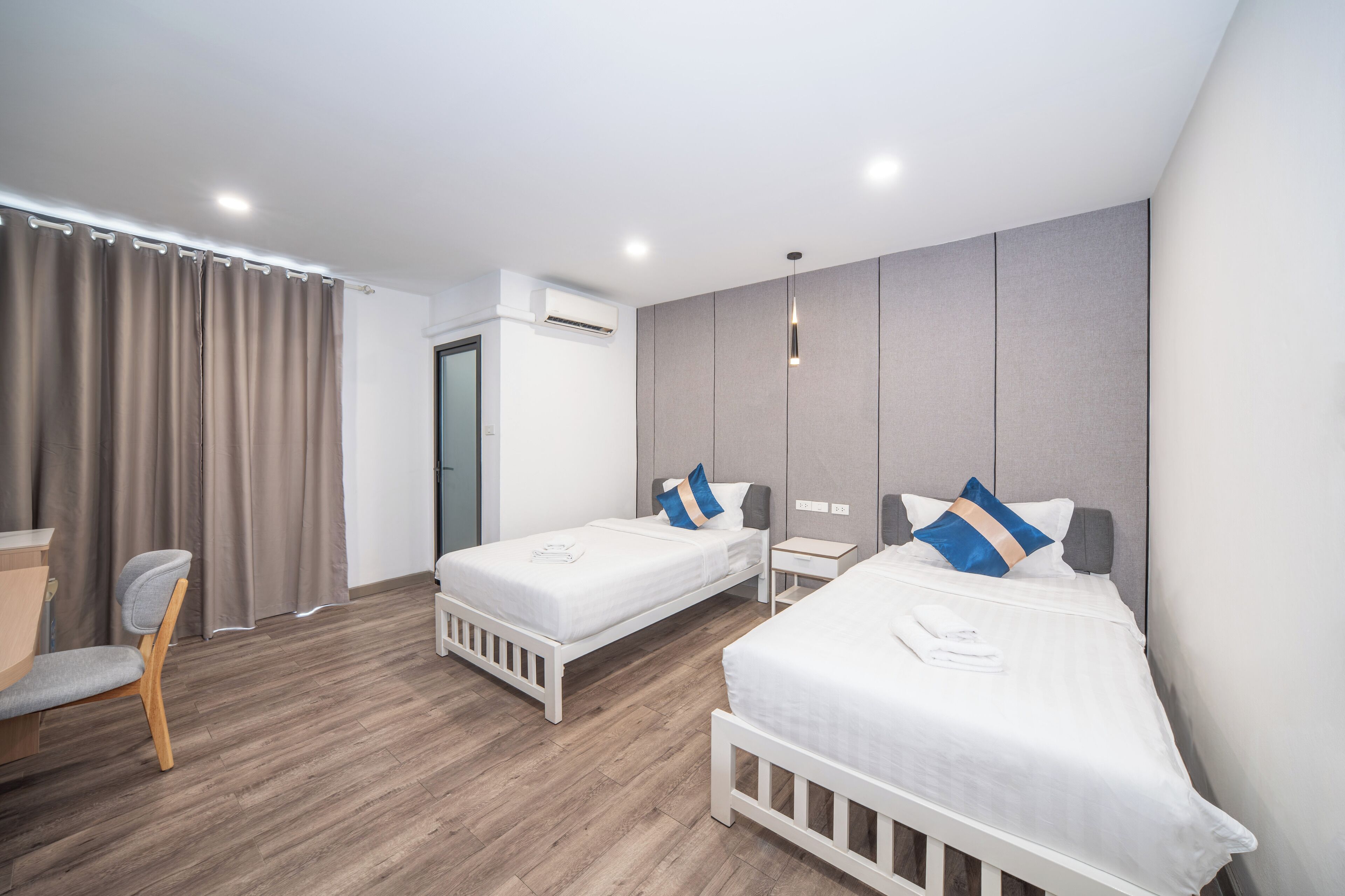 Desk, blackout curtains, free WiFi, bed sheets