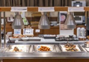 Daily buffet breakfast for a fee - Hotel New Palace (Shingu)