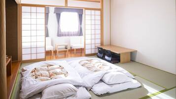 Down duvets, desk, blackout curtains, free WiFi