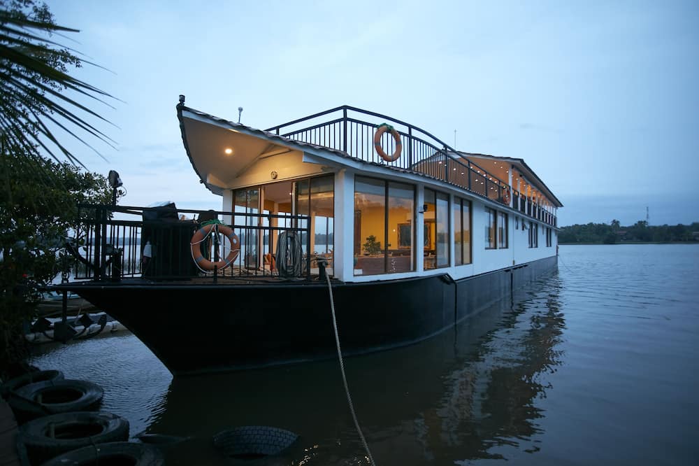 Flow by The Amber Collection - Luxury River Cruises in Sri Lanka
