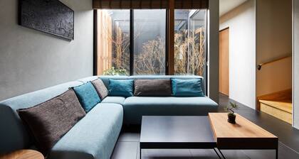 HANARE KYOTO Hachijoguchi