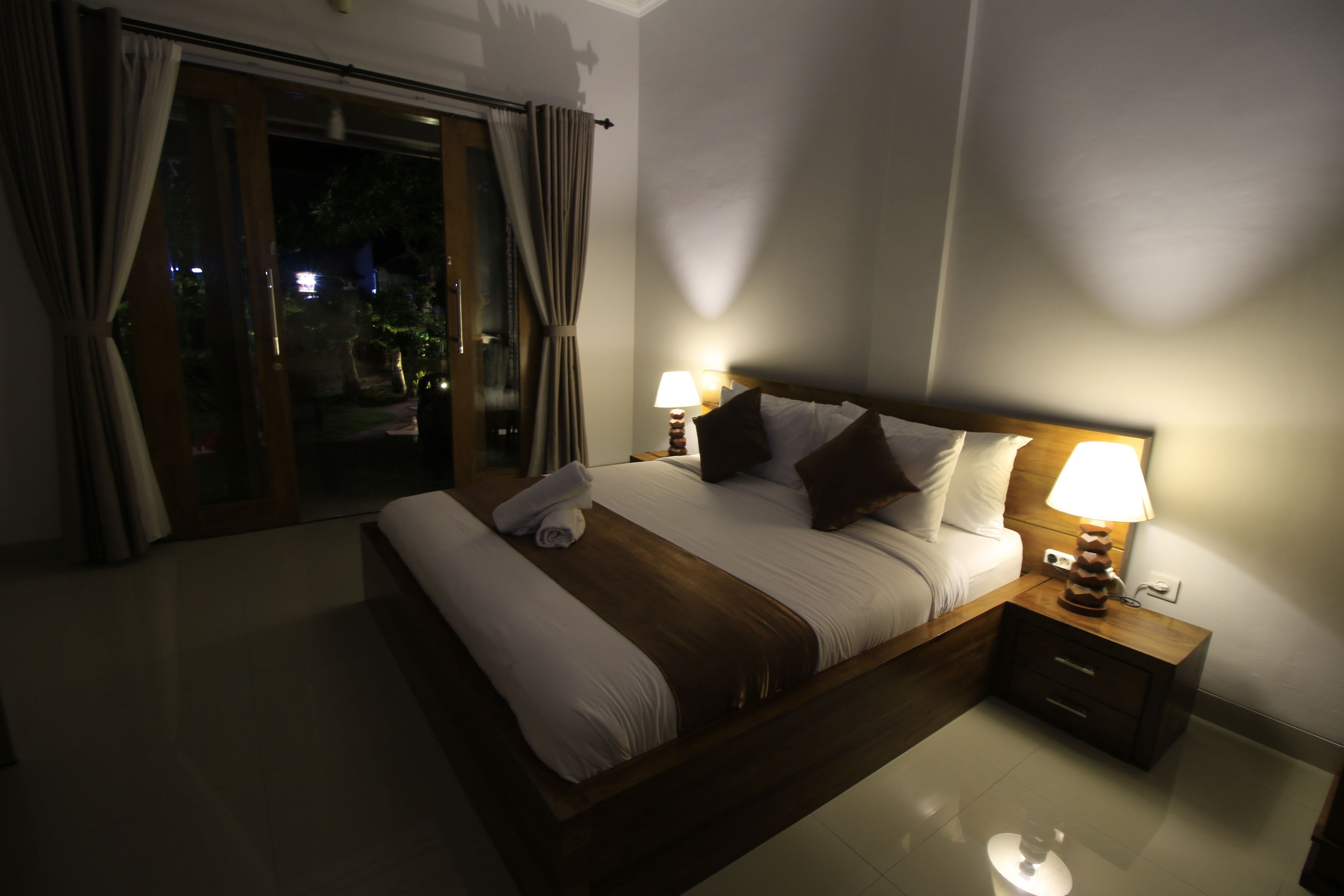 minibar, desk, laptop workspace, blackout curtains