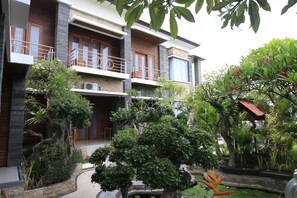 Property entrance - Green Beach Inn (Penida Island)