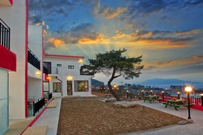 Front of property - Naerimong Beach Pension (Incheon)
