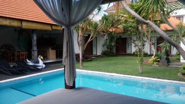 Front of property - The Sania's Bali Villa (Kerobokan)