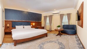 俱乐部客房 | 办公桌、笔记本电脑工作区、免费 WiFi、床单