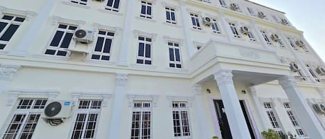 Voorkant van accommodatie