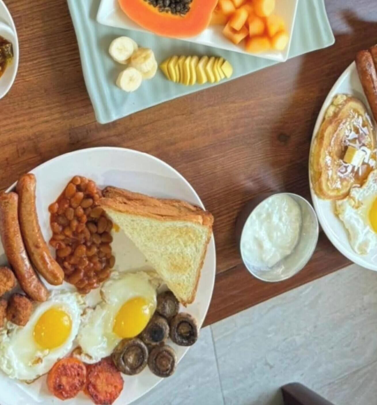Petit déjeuner continental servi tous les jours en supplément