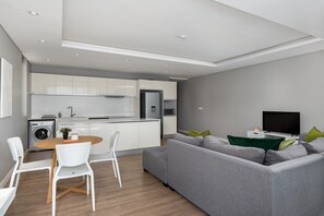 Premier Apartment, 2 Bedrooms, Non Smoking | Living area