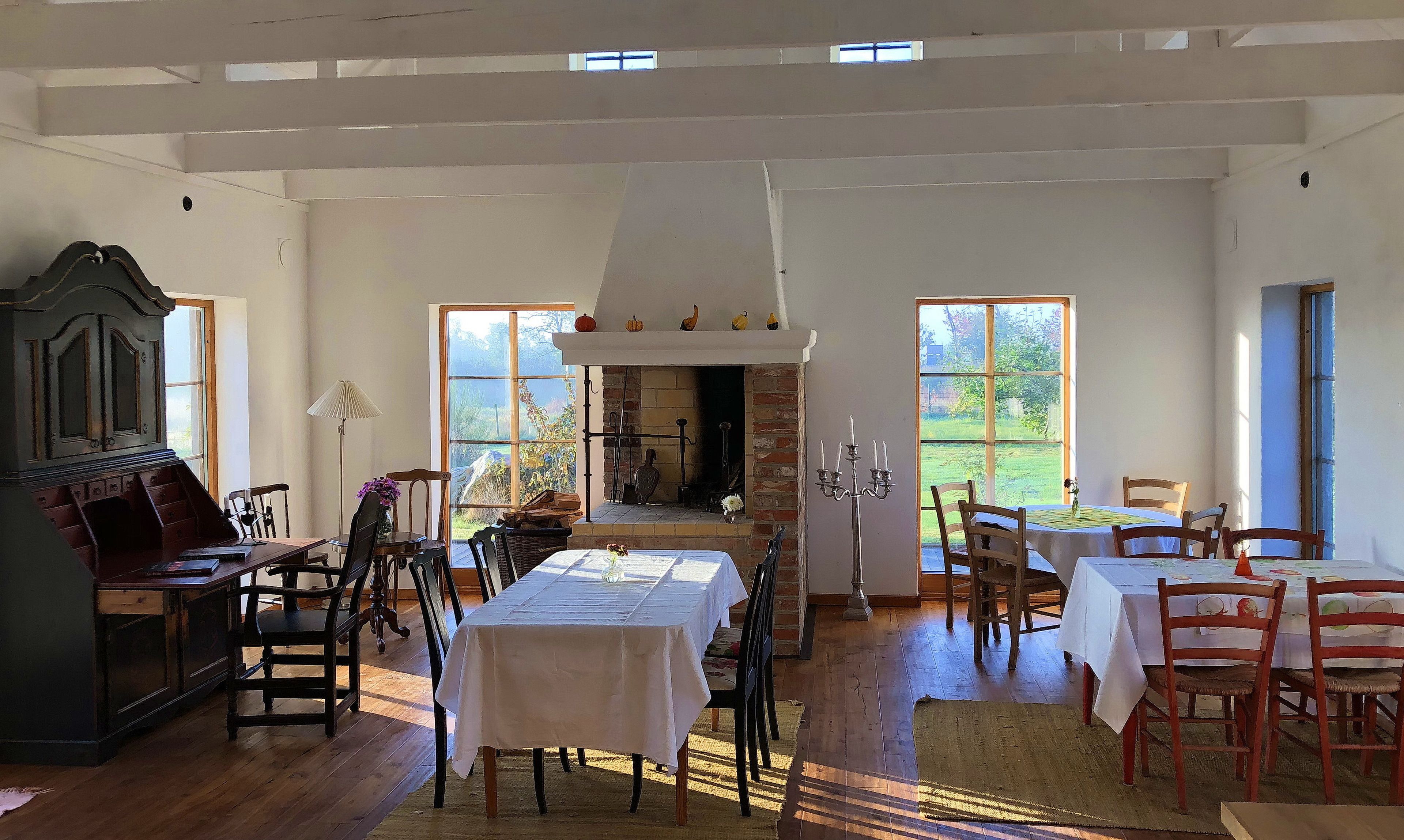 Daily buffet breakfast (SEK 150 per person)