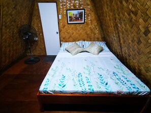 Big Beach Cabana | Een minibar, geluiddichte muren, extra bedden, gratis wifi