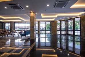 Khu sảnh