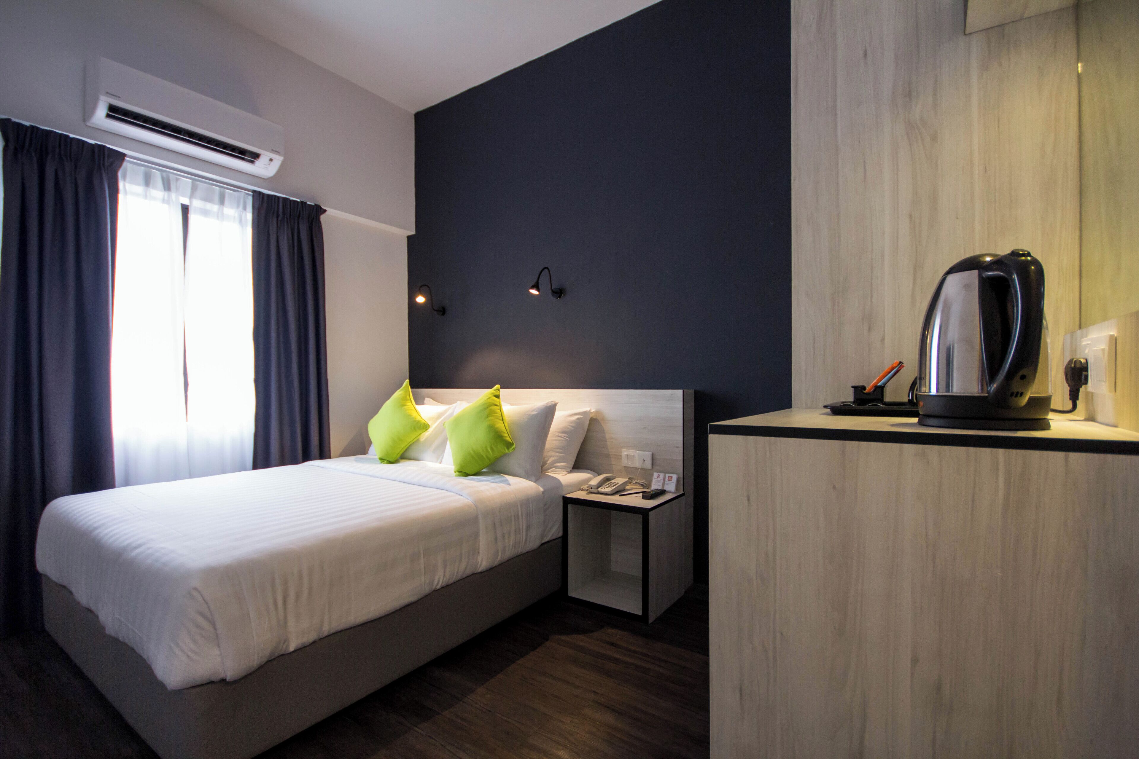 superior queen | minibar, in-room safe, desk, blackout curtains