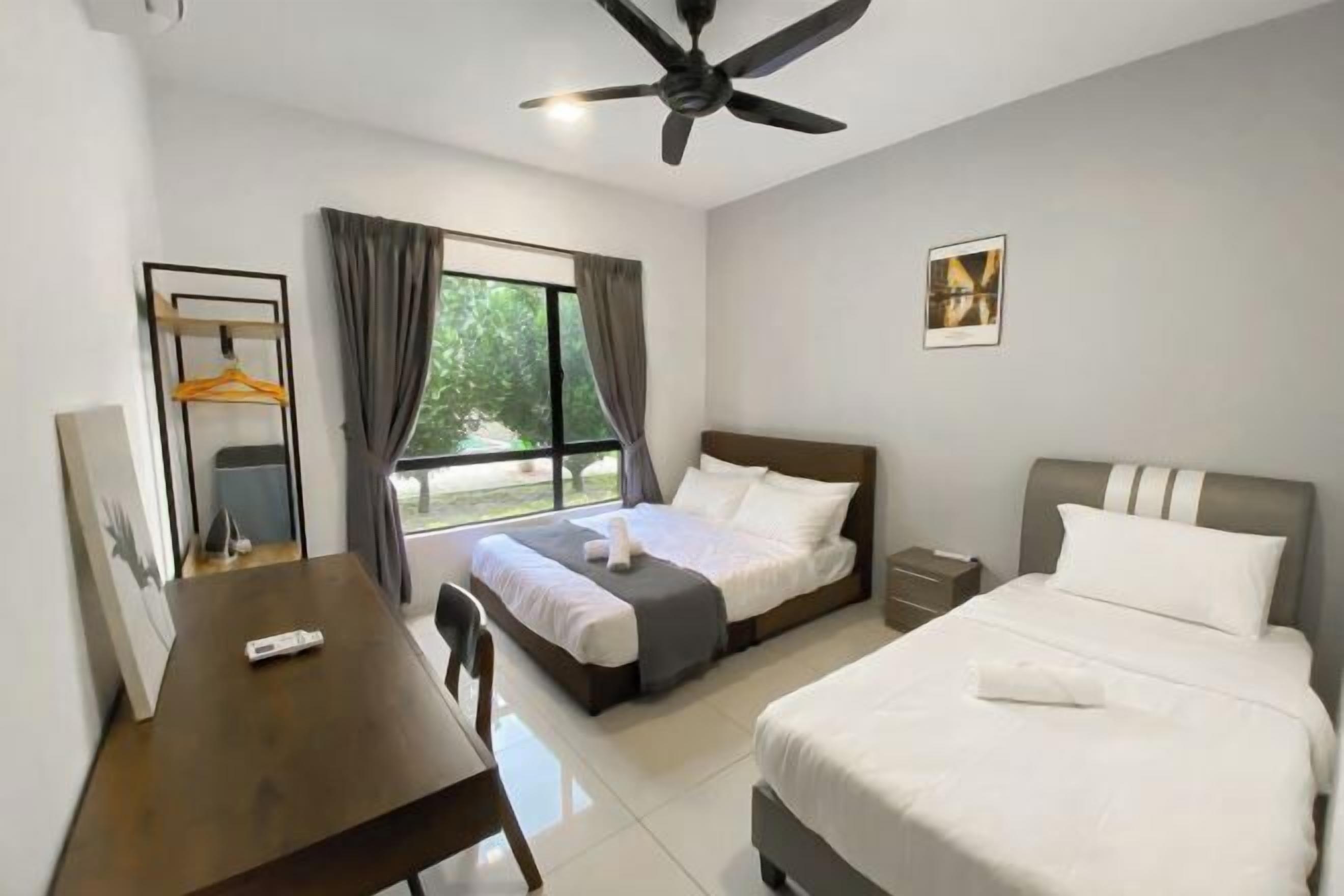 Minibar, in-room safe, desk, blackout curtains