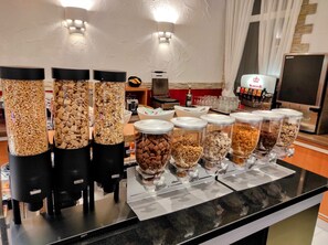 Petit déjeuner buffet compris tous les jours