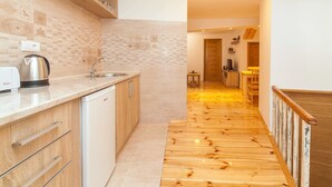 Comfort Apartment, City View | Private kitchenette - Kaleta Apartments (Kotor)