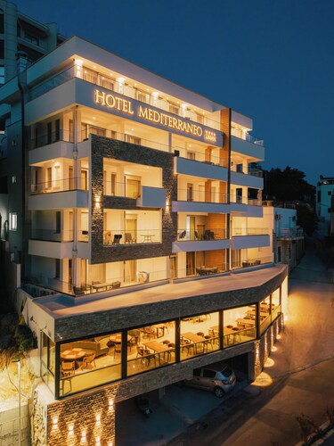 HOTEL MEDITERRANEO LIMAN free private beach for hotel guest