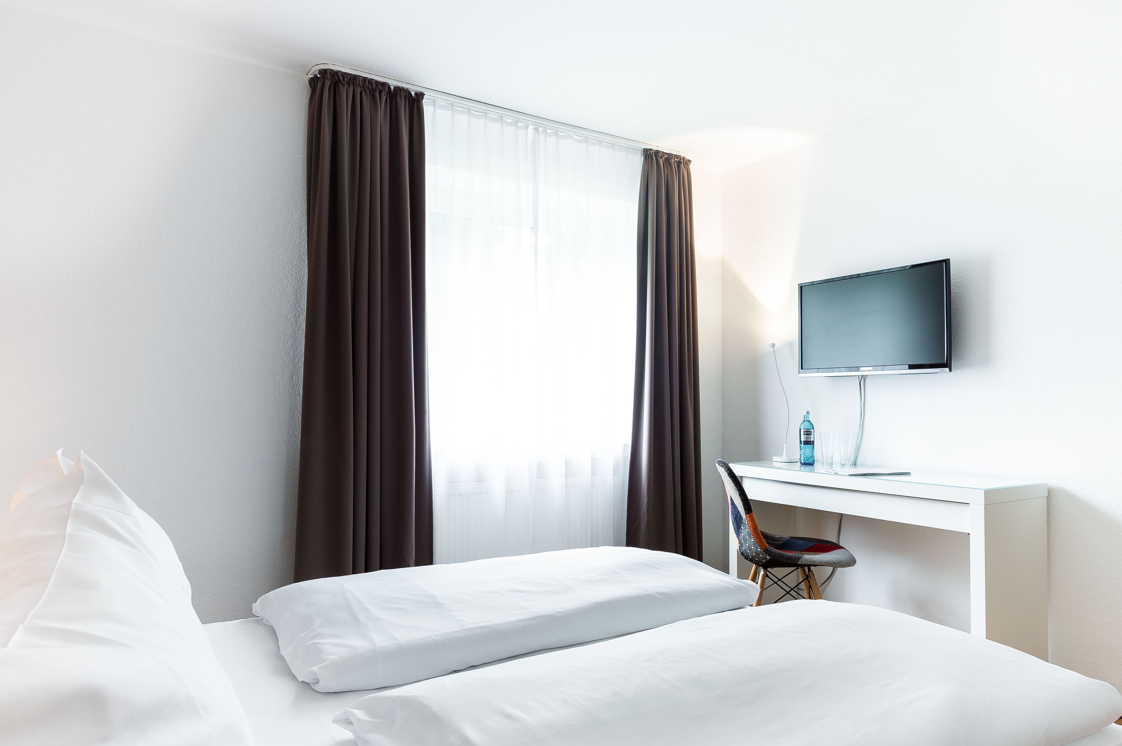 Classic Double Room, Private Bathroom, Park View