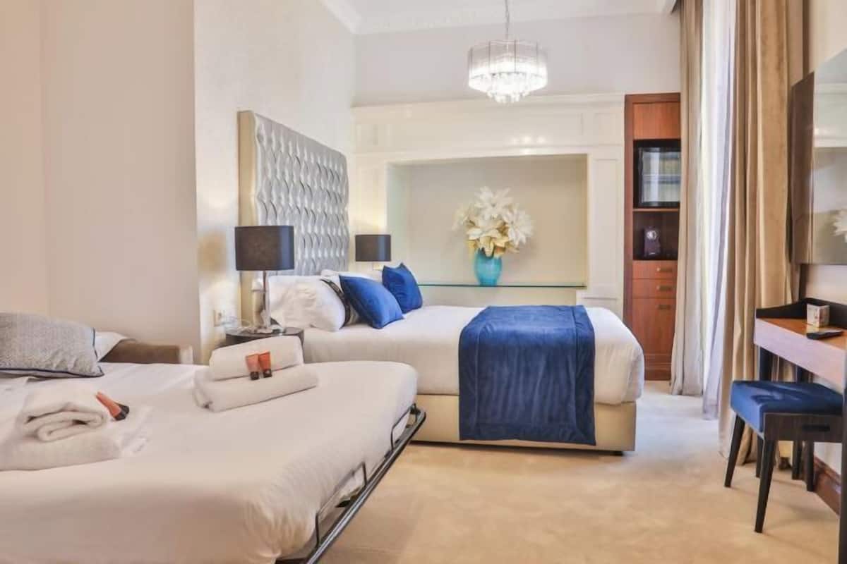 Minibar, in-room safe, desk, blackout curtains