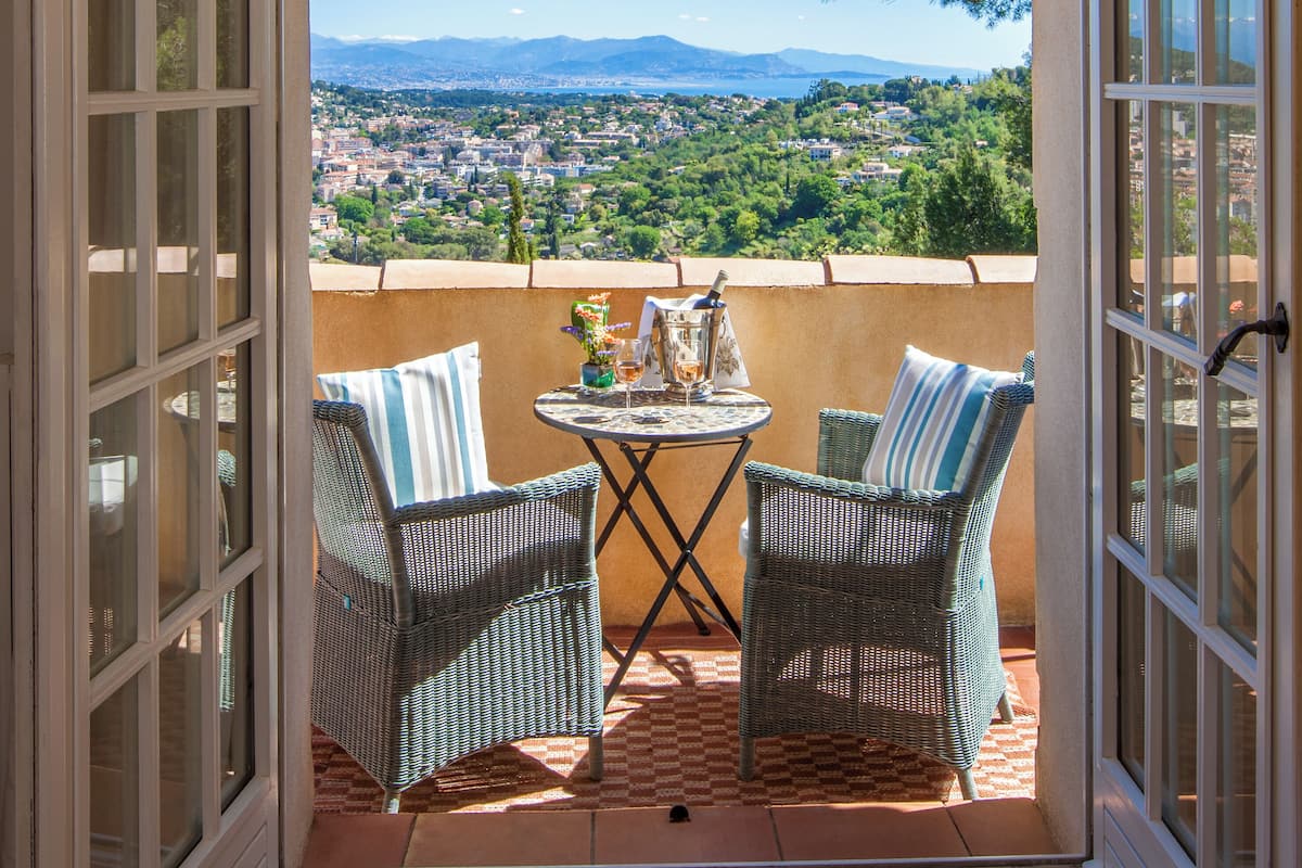 Double Room, Terrace, Sea View (Sirocco) | Minibar, individually decorated, individually furnished, blackout drapes