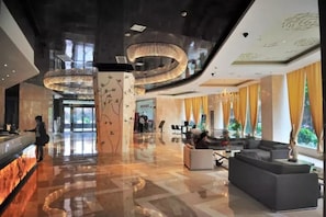 Sala de estar en el lobby