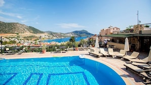 Pool - Isik Apart (Kas)