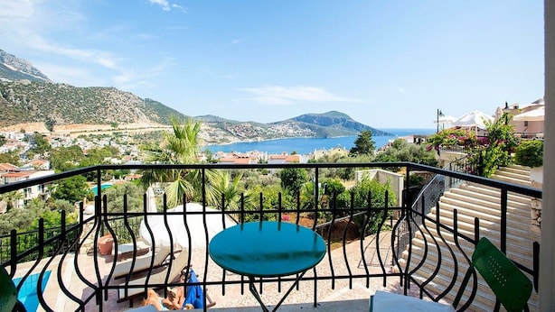 Villa | Balcony - Isik Apart (Kas)