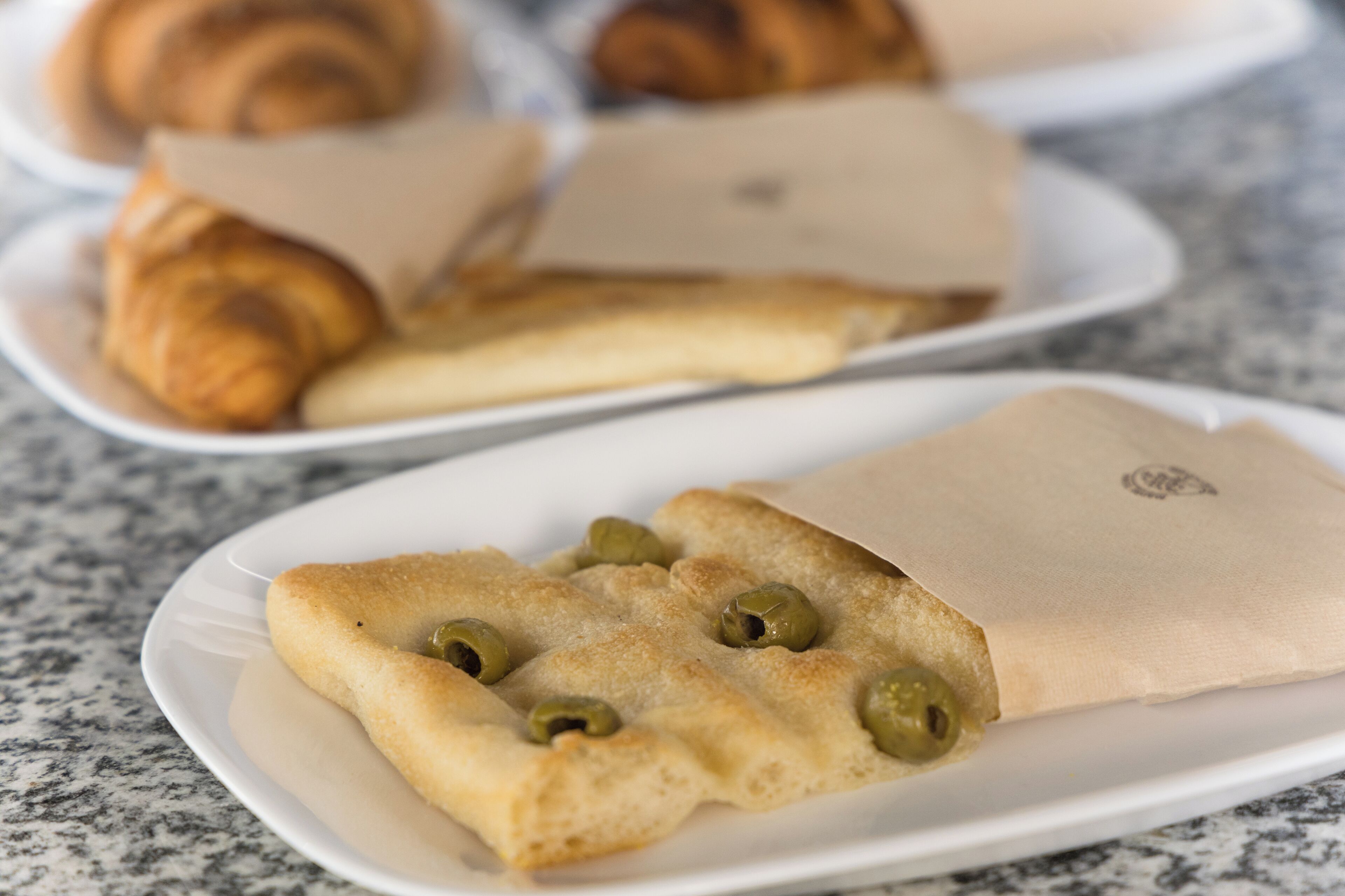 daily continental breakfast (eur 8 per person)