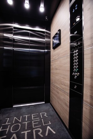 Elevator