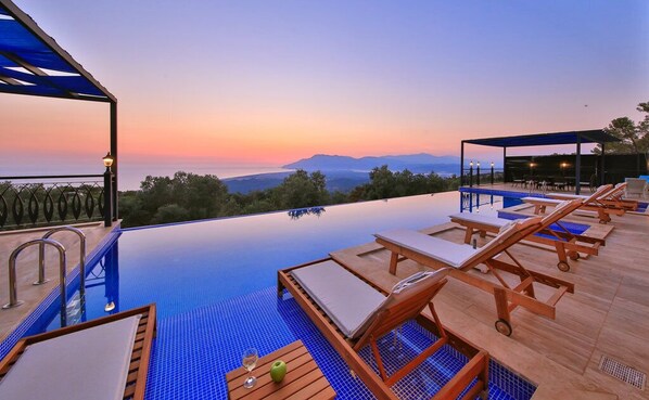 Outdoor pool - Villa Akropol (Kas)