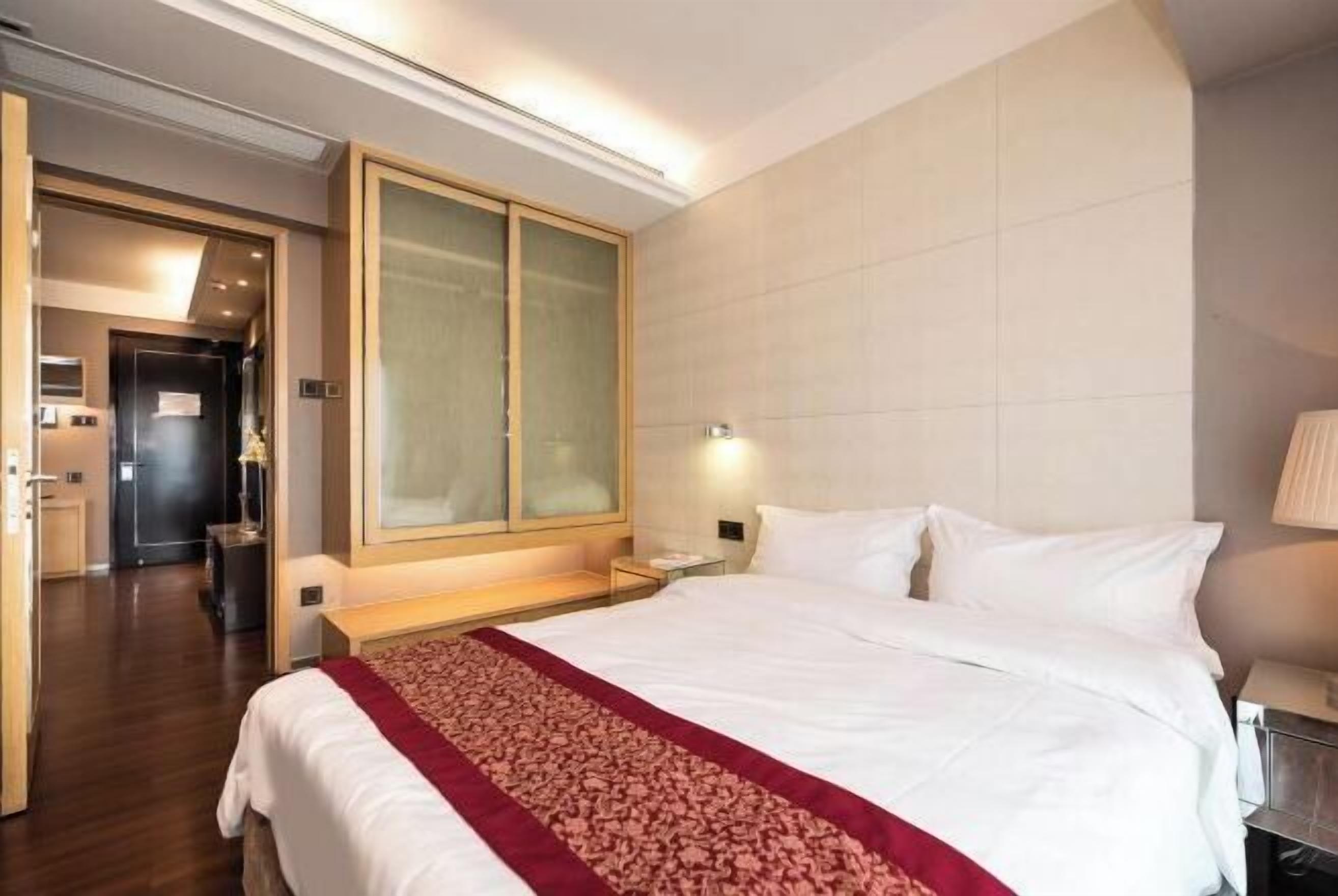 Individually furnished, blackout drapes, free WiFi