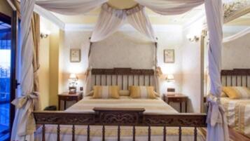 Down comforters, in-room safe, individually decorated