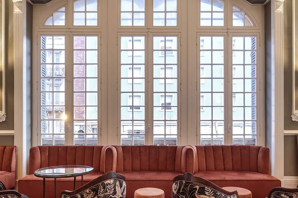 Dear Lisbon -Valmor Palace