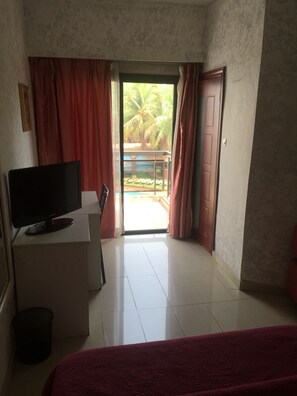 Chambre simple Élite, vue sur le jardin | Balcon