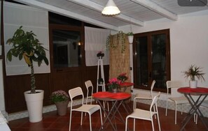 Breakfast area - Alma Nua (Terrasini)