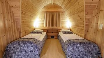 1 bedroom, individually decorated, free WiFi, bed sheets