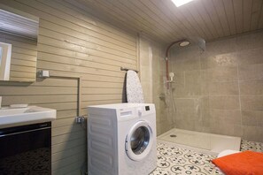 Villa, 1 Bedroom, Non Smoking, Private Pool | Bathroom