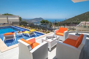 Villa, 3 Bedrooms | Private pool