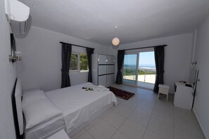 Villa, 4 Bedrooms | 4 bedrooms, bed sheets - Villa Donat (Kas)