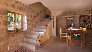Villa, 3 camere da letto | Soggiorno | TV a schermo piatto