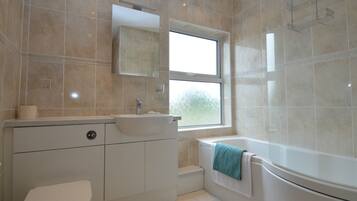 Casa, suíte (Family) | Banheiro | Toalhas de banho