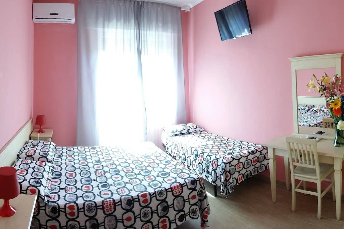 Comfort Triple Room, Multiple Beds, Non Smoking, Partial Sea View | Frette Italian sheets, premium bedding, down comforters